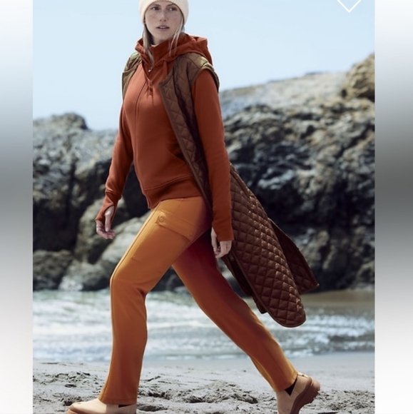 Athleta Delancey Straight Cargo Pant Foliage Orange Size Medium - Picture 3 of 13